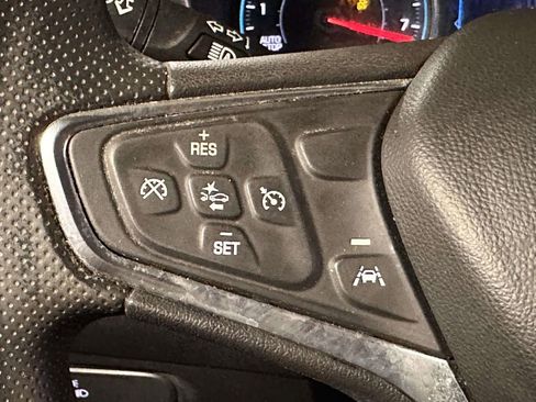 Used 2024 Chevrolet Equinox LS w/ LS Convenience Package image 22