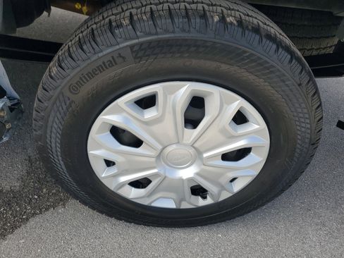 Used 2024 Ford Transit 250 w/ Exterior Upgrade Package image 29