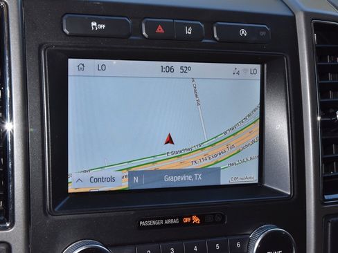 Used 2020 Ford Expedition XLT w/ Equipment Group 202A image 28