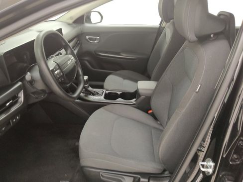 Used 2025 Kia K4 FWD image 17