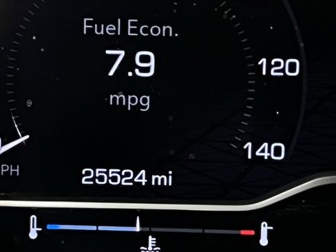 Used 2024 GMC Sierra 3500 Denali w/ Technology Package image 16