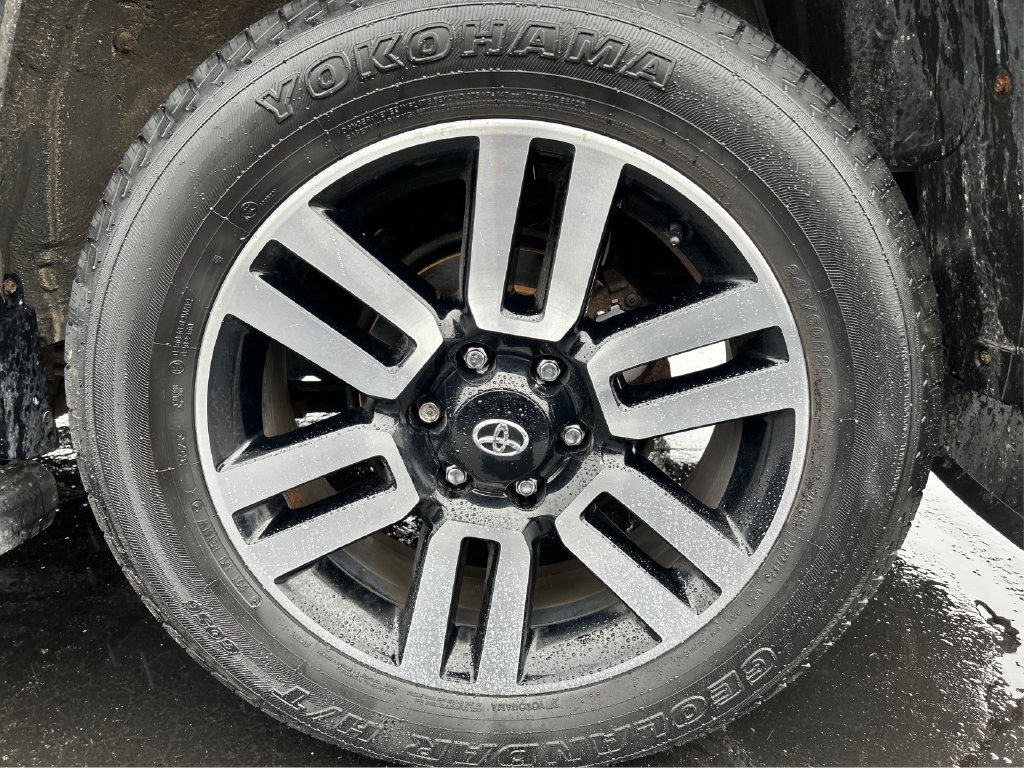 Used 2016 Toyota 4Runner Limited w/ Convenience Package AWD/4WD image 15
