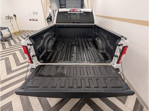 Used 2022 RAM 1500 Big Horn AWD/4WD image 25