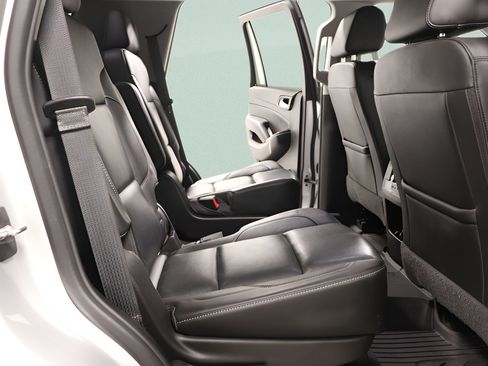 Used 2019 Chevrolet Tahoe Premier AWD/4WD image 36