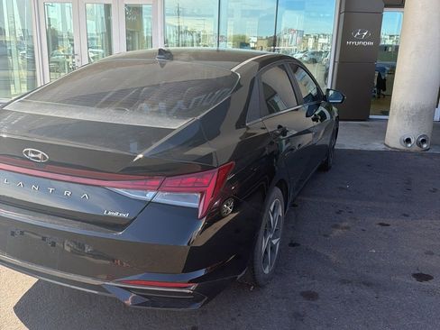 Certified 2023 Hyundai Elantra Limited image 8