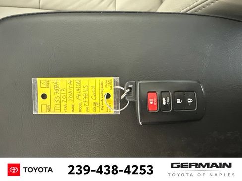 Used 2018 Toyota Avalon Touring FWD image 23