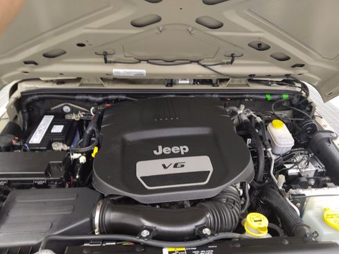 Used 2017 Jeep Wrangler Unlimited Sport w/ Quick Order Package 24S AWD/4WD image 30