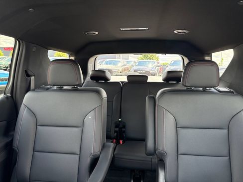 Used 2026 Chevrolet Traverse Z71 AWD/4WD image 27