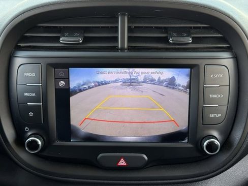 Used 2022 Kia Soul LX w/ Technology Package image 18