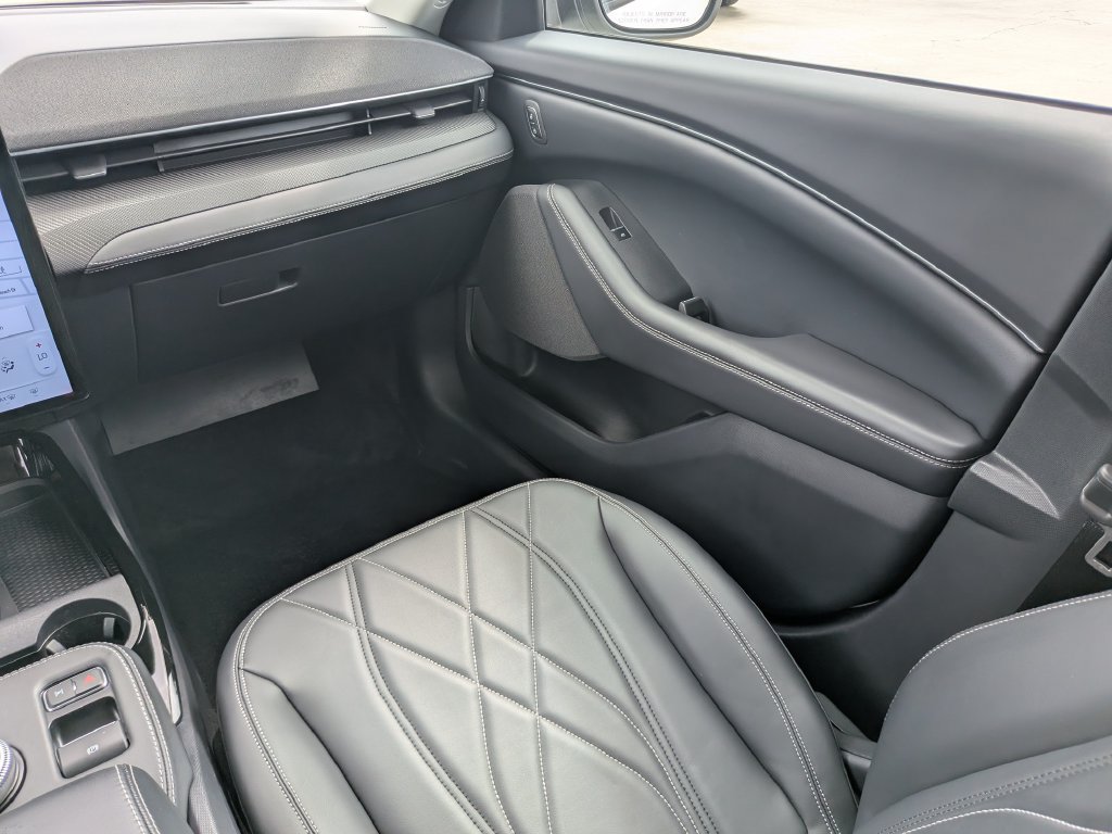 Used 2024 Ford Mustang Mach-E Select RWD image 18
