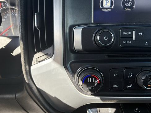 Used 2015 GMC Sierra 2500 SLE w/ SLE Preferred Package image 18