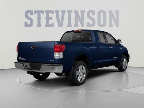 Used 2013 Toyota Tundra 4x4 Double Cab w/ Tow Pkg image 2