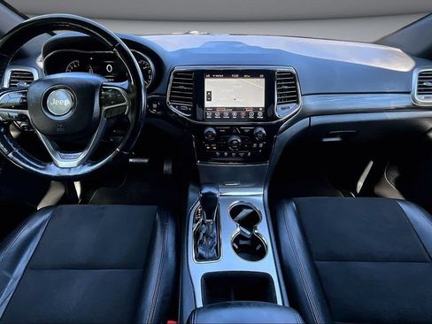 Used 2021 Jeep Grand Cherokee Laredo X AWD/4WD image 7