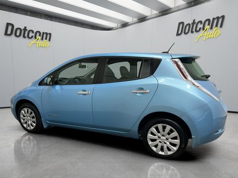 Used 2015 Nissan Leaf S image 4