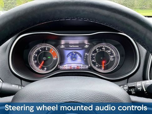 Used 2019 Jeep Cherokee Limited AWD/4WD image 17