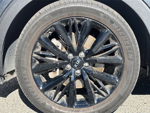 Used 2020 Kia Telluride SX w/ SX Prestige Package image 26