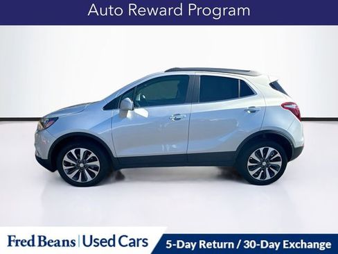 Used 2022 Buick Encore Preferred w/ Safety Package image 4