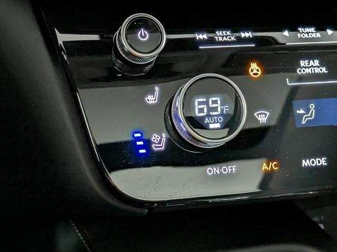 Used 2023 INFINITI QX60 Luxe w/ Performance Audio Package image 20