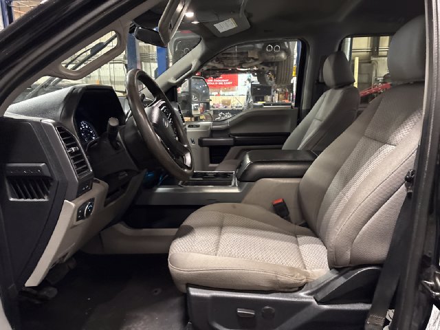 Used 2021 Ford F250 XLT w/ XLT Premium Package AWD/4WD image 7