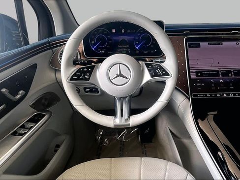 Used 2023 Mercedes-Benz EQE 350+ SUV image 5