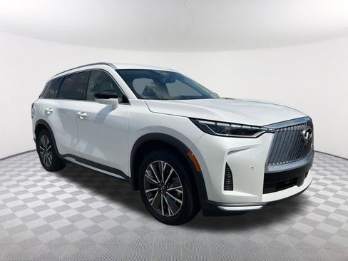Certified 2026 INFINITI QX60 Luxe w/ Cargo Package FWD image 3