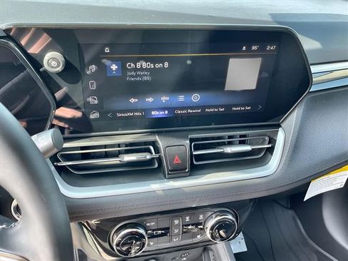New 2026 Chevrolet TrailBlazer LT w/ Convenience Package AWD/4WD image 6