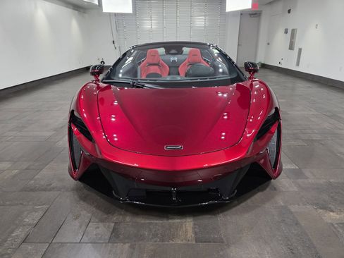 New 2026 McLaren Artura Spider image 2
