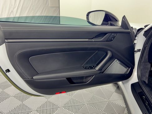 Certified 2024 Porsche 911 Targa 4S AWD/4WD image 14