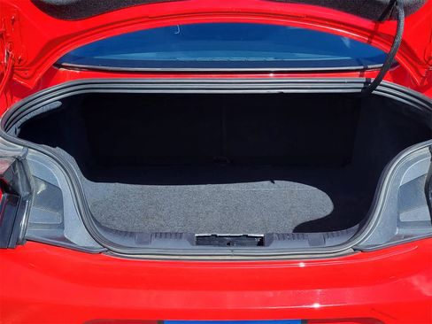 Used 2024 Ford Mustang EcoBoost image 28