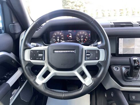 Used 2020 Land Rover Defender 110 First Edition image 14