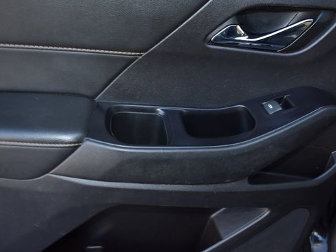 Used 2019 Chevrolet Traverse LS image 9