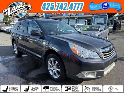 Used 2011 Subaru Outback 2.5i Limited w/ PWR Moonroof Pkg