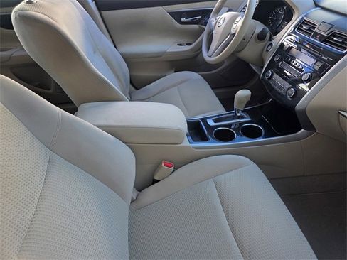 Used 2014 Nissan Altima 2.5 S image 15