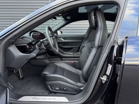 New 2025 Porsche Taycan 4S image 39