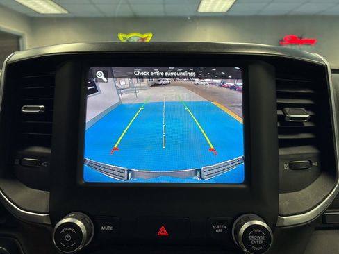 Used 2021 RAM 1500 Big Horn image 32