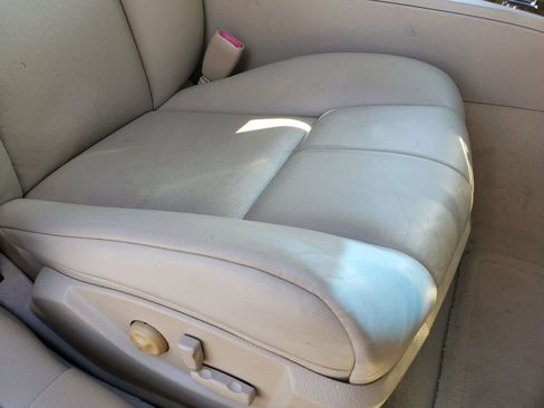 Used 2005 Cadillac STS w/ Preferred Equipment Group image 33