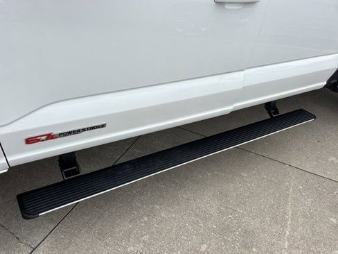 Used 2025 Ford F450 Platinum w/ FX4 Off-Road Package image 17