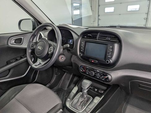 Used 2020 Kia Soul LX FWD image 39