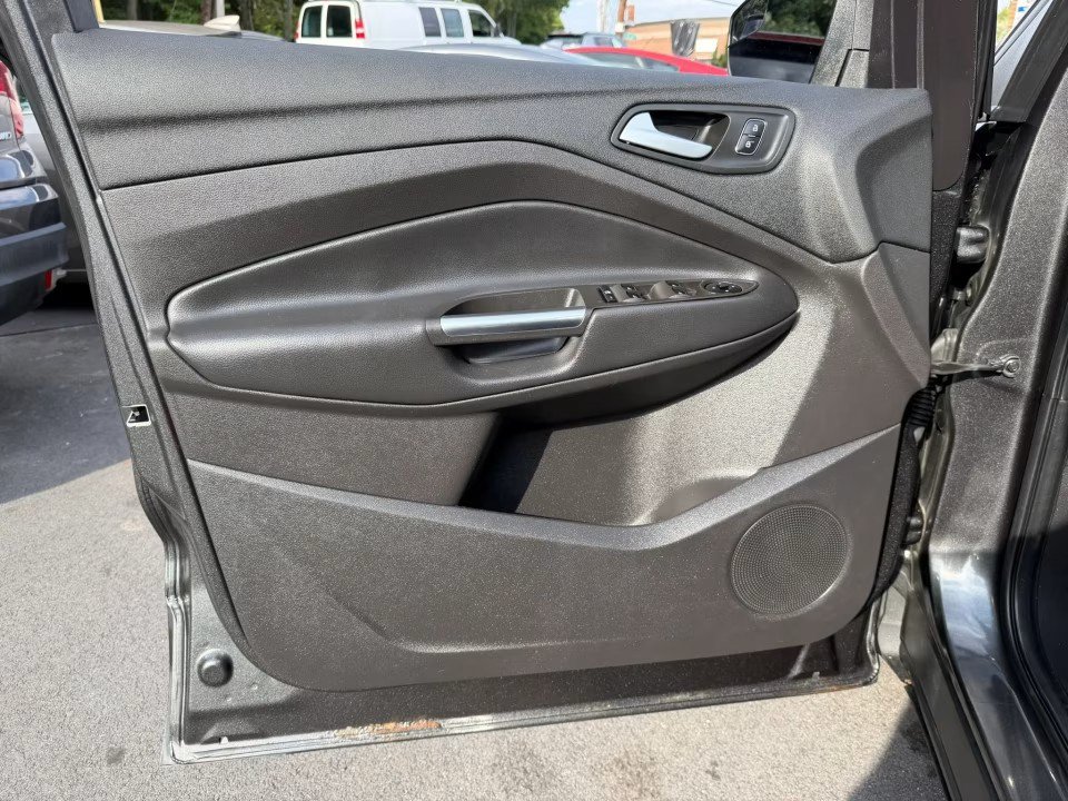 Used 2018 Ford Escape SEL AWD/4WD image 13