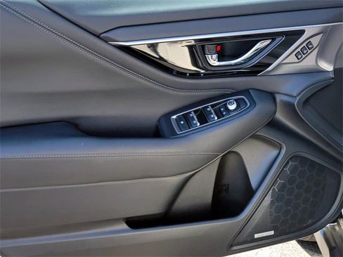 Used 2024 Subaru Outback Limited image 11