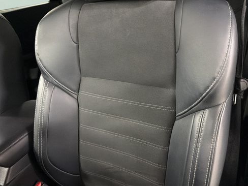 Used 2024 Mitsubishi Outlander SE Black Edition AWD/4WD image 19