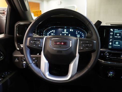 Used 2023 GMC Sierra 1500 Elevation AWD/4WD image 17