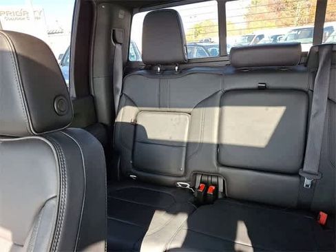 Certified 2022 Chevrolet Silverado 2500 High Country w/ Technology Package image 13