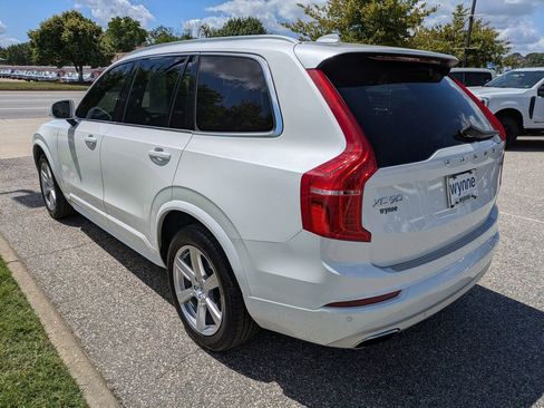 Used 2020 Volvo XC90 T6 Momentum w/ Protection Package Premier AWD/4WD image 6