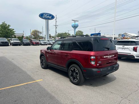 Used 2025 Ford Bronco Sport Outer Banks w/ Outer Banks Tech Package+ AWD/4WD image 4