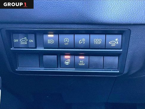 Used 2023 Toyota Tundra Limited image 33