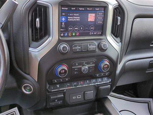 Used 2021 Chevrolet Silverado 2500 LTZ w/ LTZ Plus Package image 17