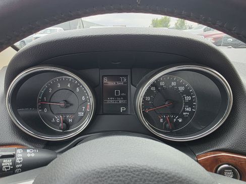 Used 2013 Jeep Grand Cherokee Limited w/ Trailer Tow Group AWD/4WD image 13