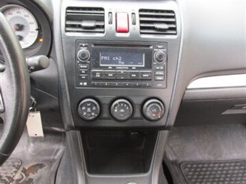 Used 2013 Subaru Impreza 2.0i Sport Premium AWD/4WD image 11