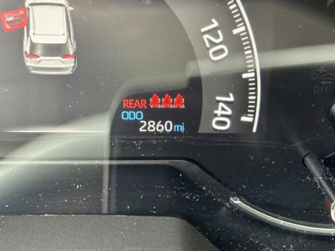 Used 2025 Toyota RAV4 XLE Premium image 28